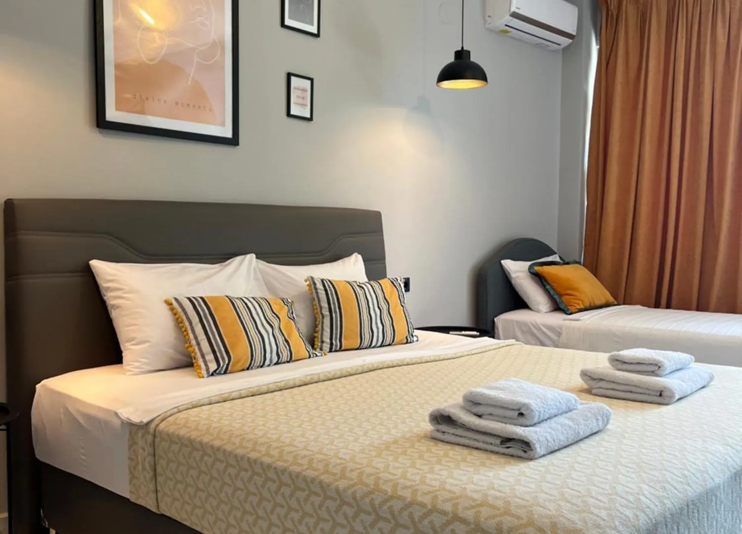 Miracle Luxury Apartments Great Terrace contacts